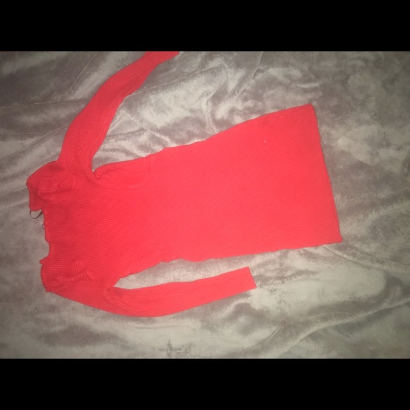 Red sweater dress - Picture 3 of 3